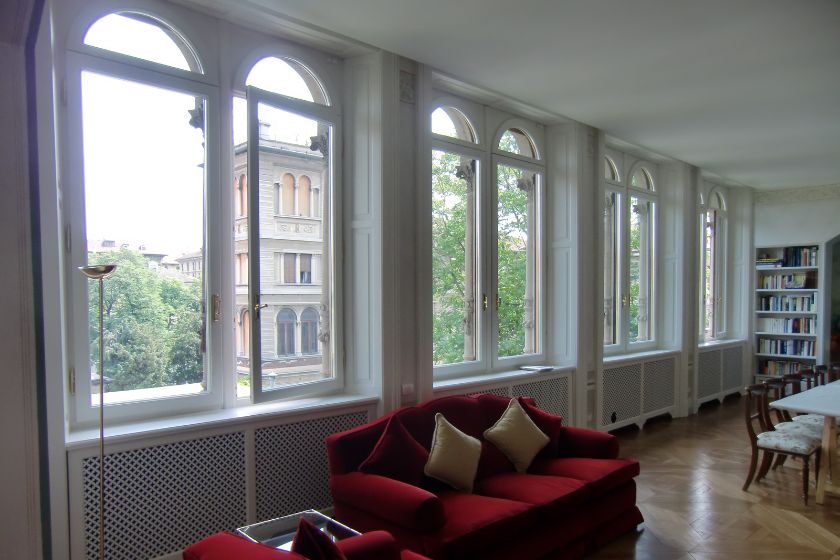 Vendita infissi in legno a Bergamo